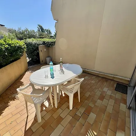 Apartment T2 En Rez-de-jardin, Parking, Animaux Ok - Fr-1-702-78