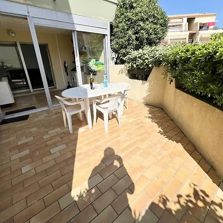 Apartament T2 En Rez-de-jardin, Parking, Animaux Ok - Fr-1-702-78
